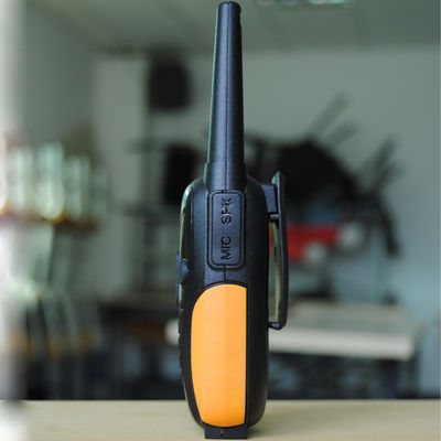 Ручные радиопередатчики с двойной полосой VHF UHF портативные цифровые радиостанции с полным аккумулятором