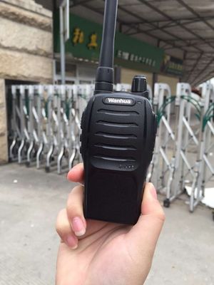 UHF частота типа 2W Выходная мощность Радиостанции с прослушкой