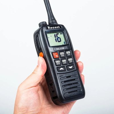 Последние RS-37m IP67 водонепроницаемый 5W VHF 2 Way Long Range Walkie Talkie Морское радио