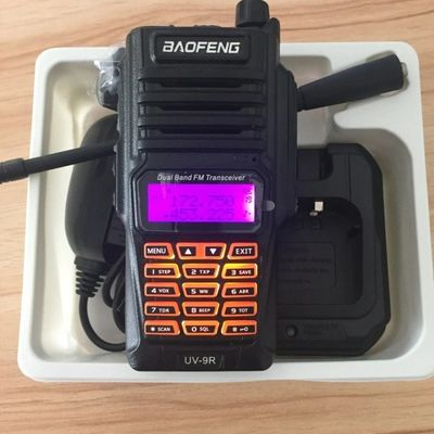 VHF UHF Ham Walkie Talkie Суда Выход высокой мощности Дальний радиомагнитофон УФ-9r