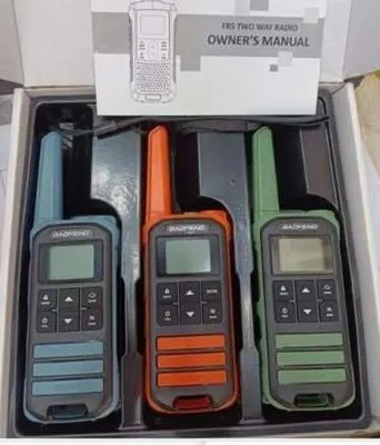 Уровень водонепроницаемости IPX5 Мини-Волки-Талки Baofeng FR-22A с прямыми волосами