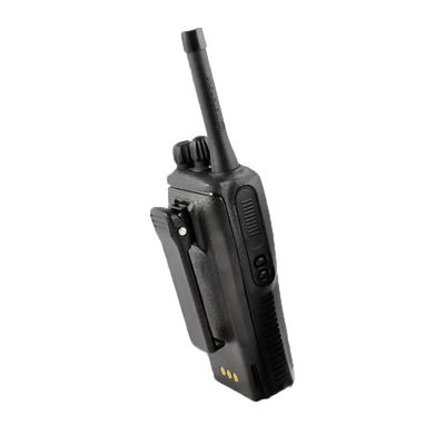 UHF/VHF цифровое радио ручной хостинг с литий-ионной батареей и диапазоном 5-10 км