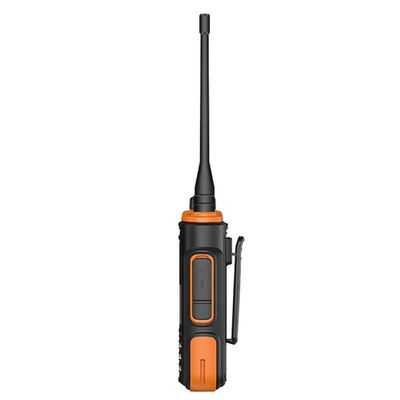 Dual Band Walkie Talkie Digital XIR P3688 DP1400 CP200D DEP450 с черным цветом