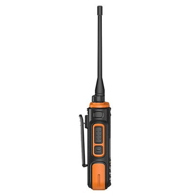 Dual Band Walkie Talkie Digital XIR P3688 DP1400 CP200D DEP450 с черным цветом