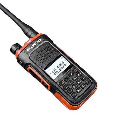 Dual Band Walkie Talkie Digital XIR P3688 DP1400 CP200D DEP450 с черным цветом