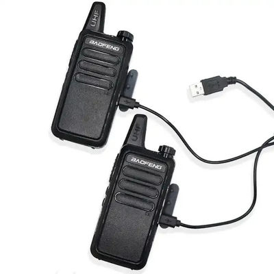 USB-зарядка двухстороннее радио-вок-токи 115*60*33 мм с цифровыми моделями XIR P3688